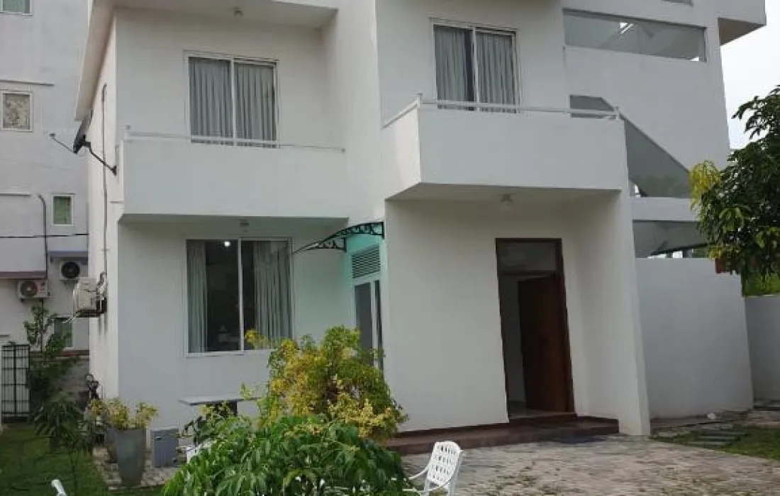 Anne’s Airport Transit Villa & Hotel